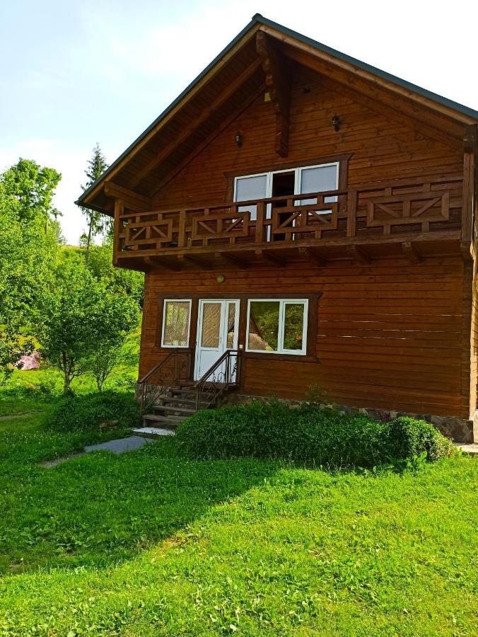 Приватна Садиба Потічок Slavske Esterno foto